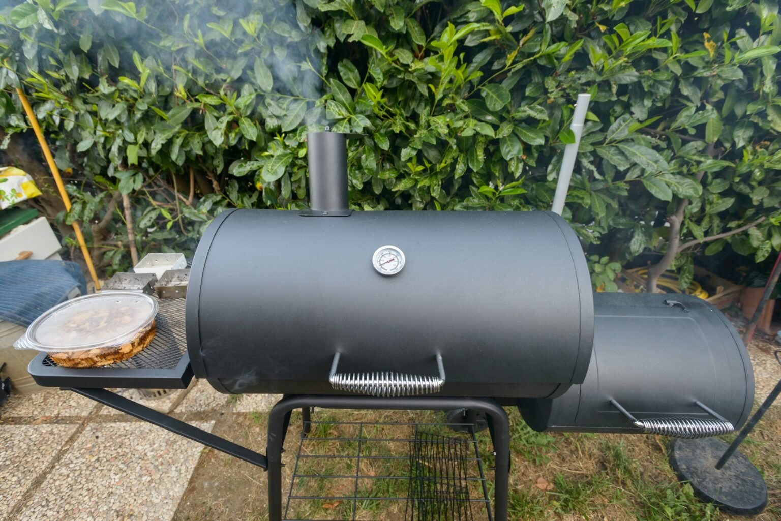 Best BBQ Smoker Reviews UK 2023 Top 10 Compared House Junkie