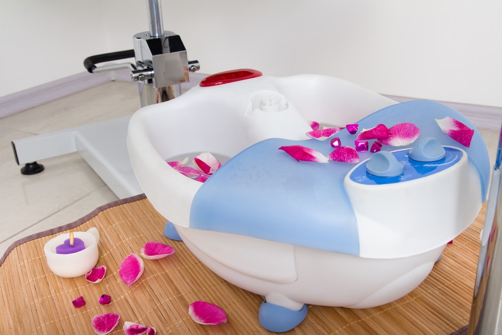 How to Use a Foot Spa Machine
