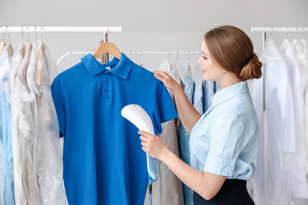 how to use a garment steamer