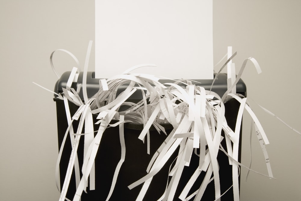 how to clear a jammed paper shredder