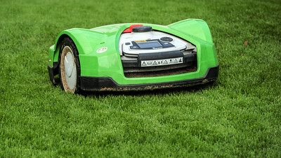 green-garden-equipment-for-cutting-grass
