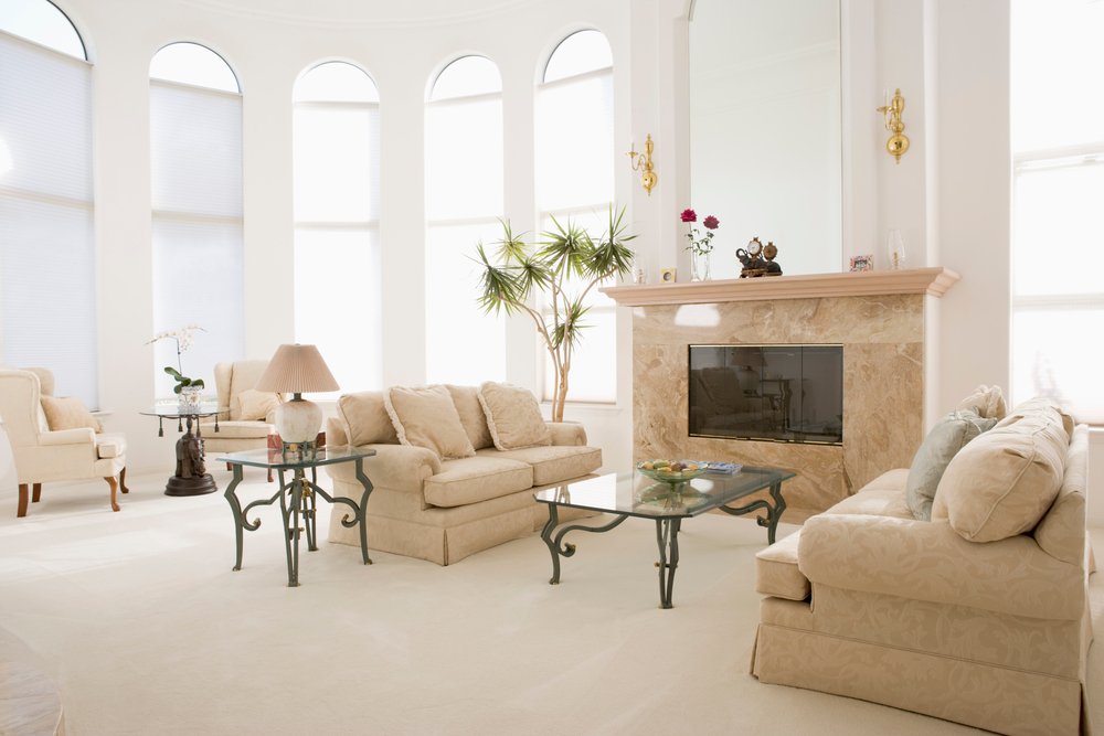 how to decorate a living room with a fireplace in the middle